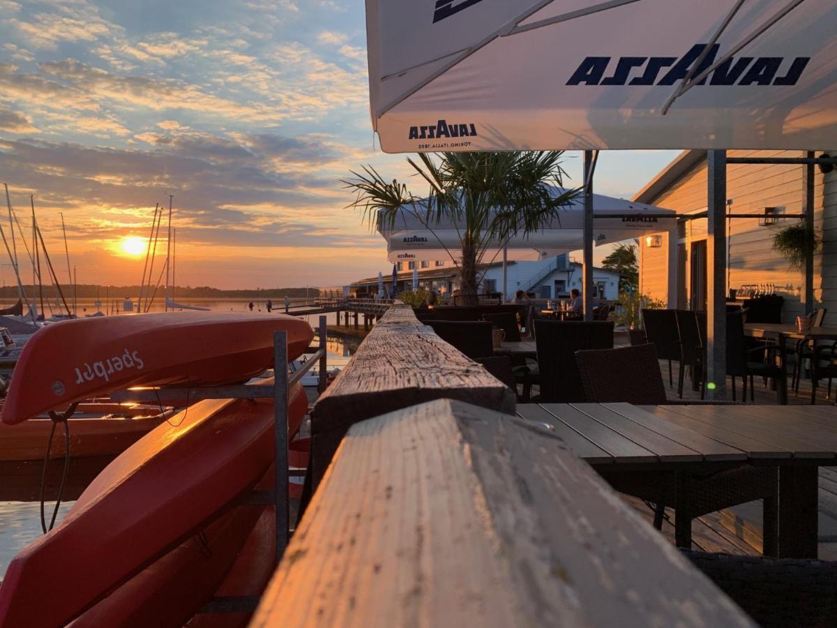 Apartment Im Hafen Pier1 Am Cospudener Bei Leipzig *